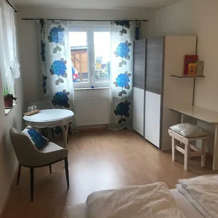 Ubytování v soukromí Gaestezimmer Am Oos Bach